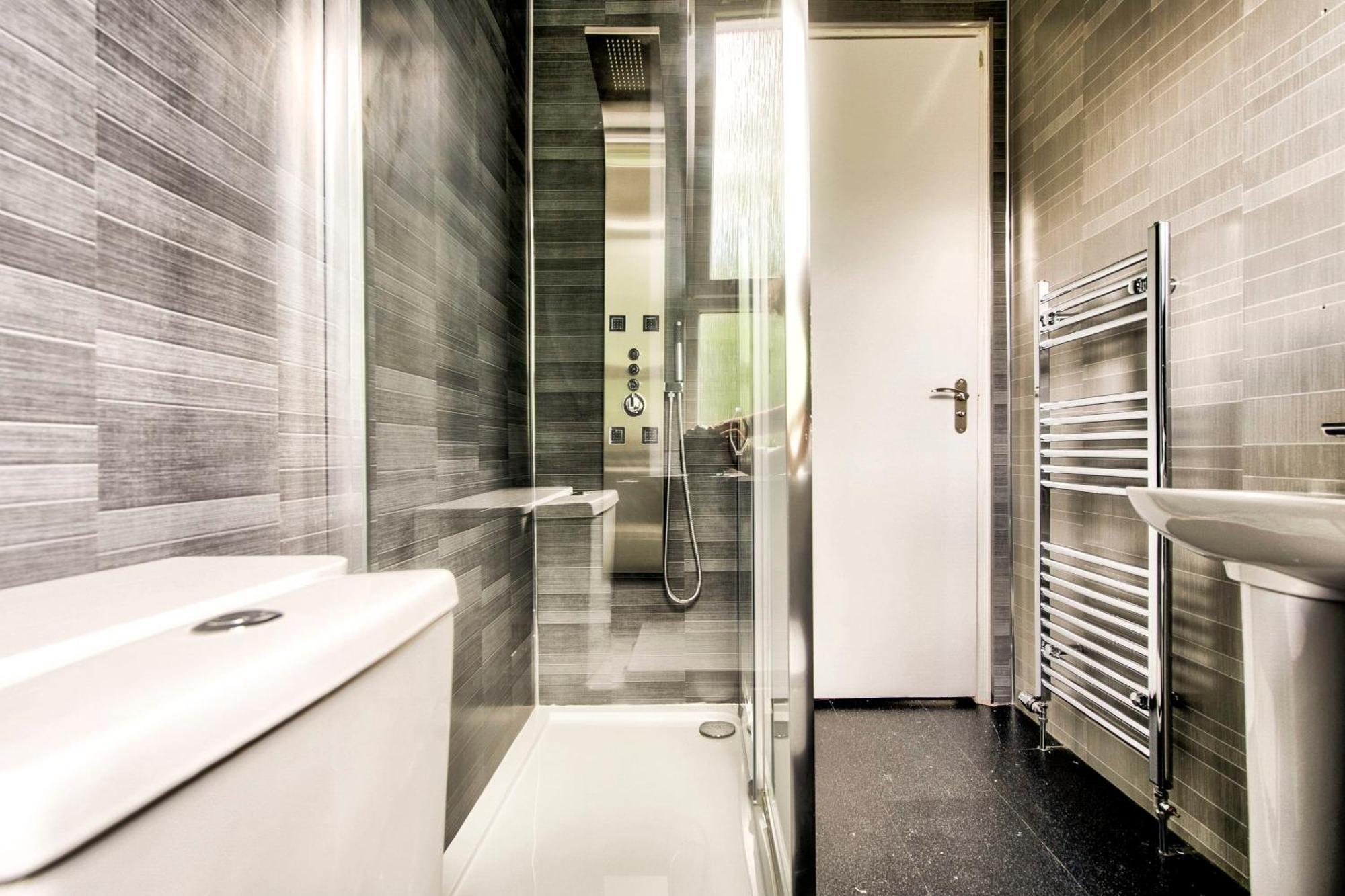 Stunning 5 Bedroom Apt, Close To City Centre, Sec, Hydro And Motorway Глазгоу Екстериор снимка